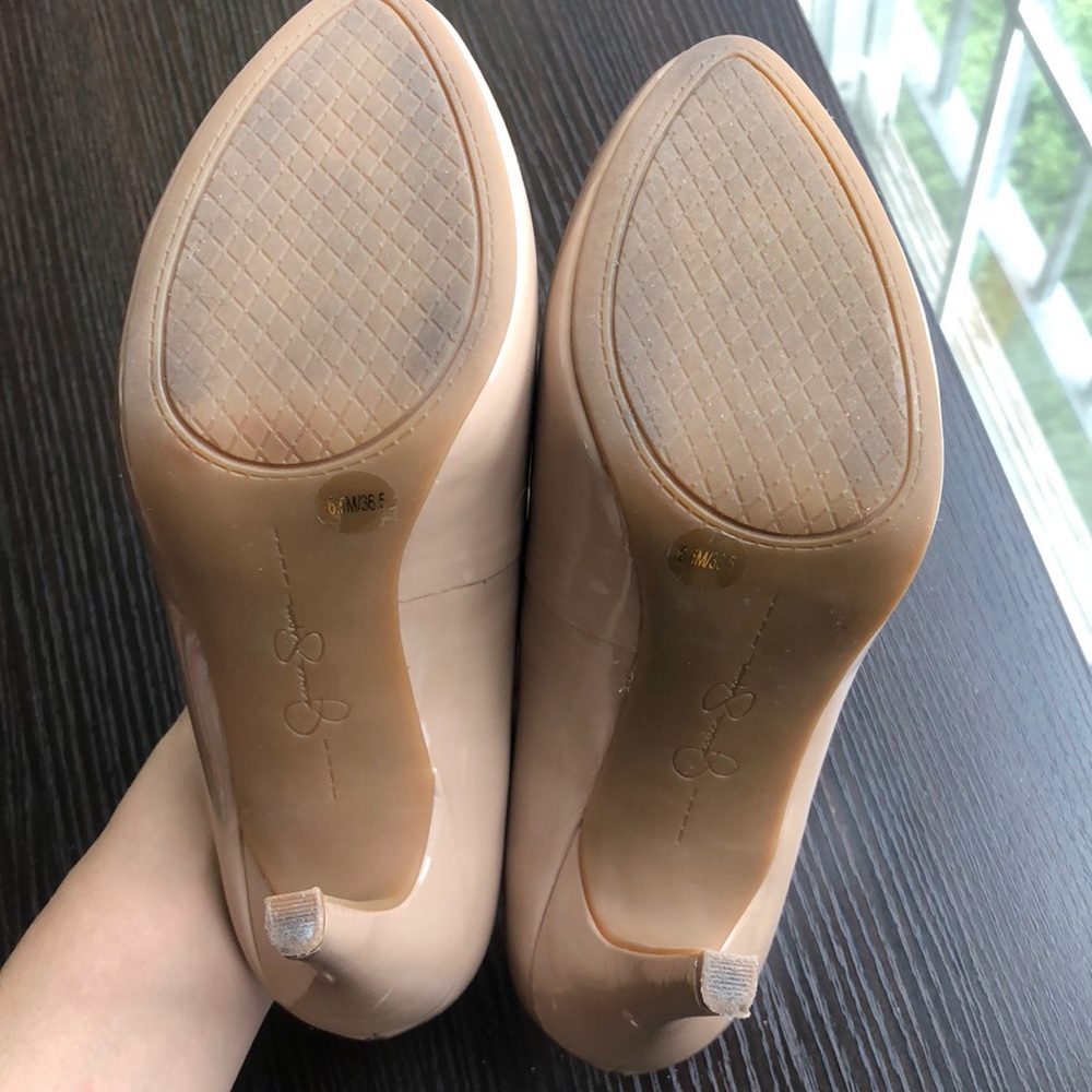 Jessica Simpson pumps - Picture 4 of 5